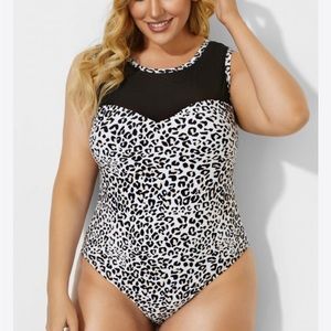 Meet.Curve Swimsuit Leopard Printed Circle-Collar Mesh One Piece Size Large